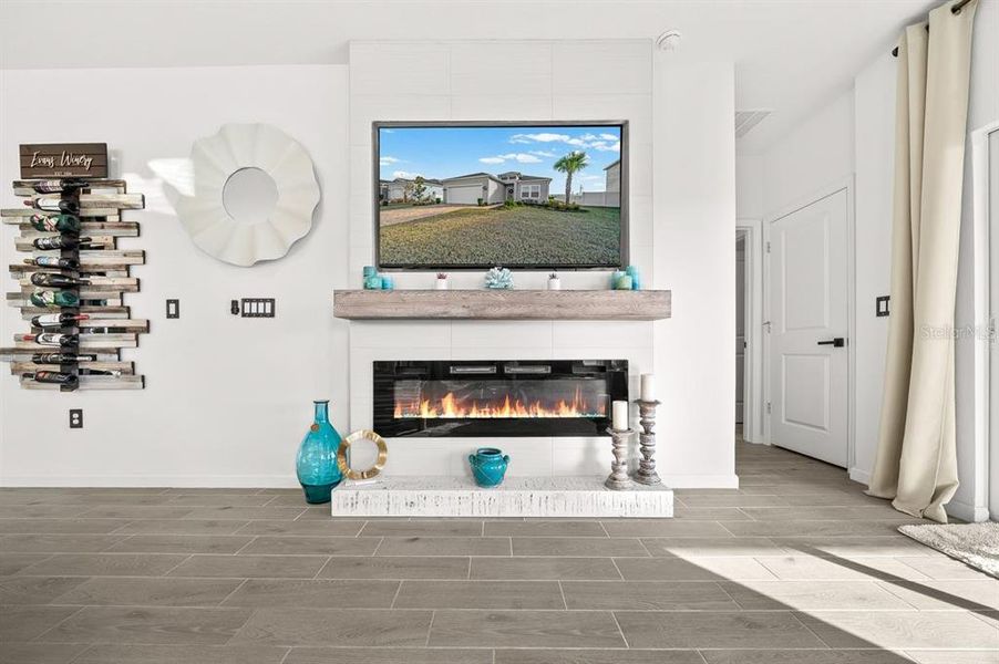 Furnished interior view inside a new home in , Ocala (Image 18).