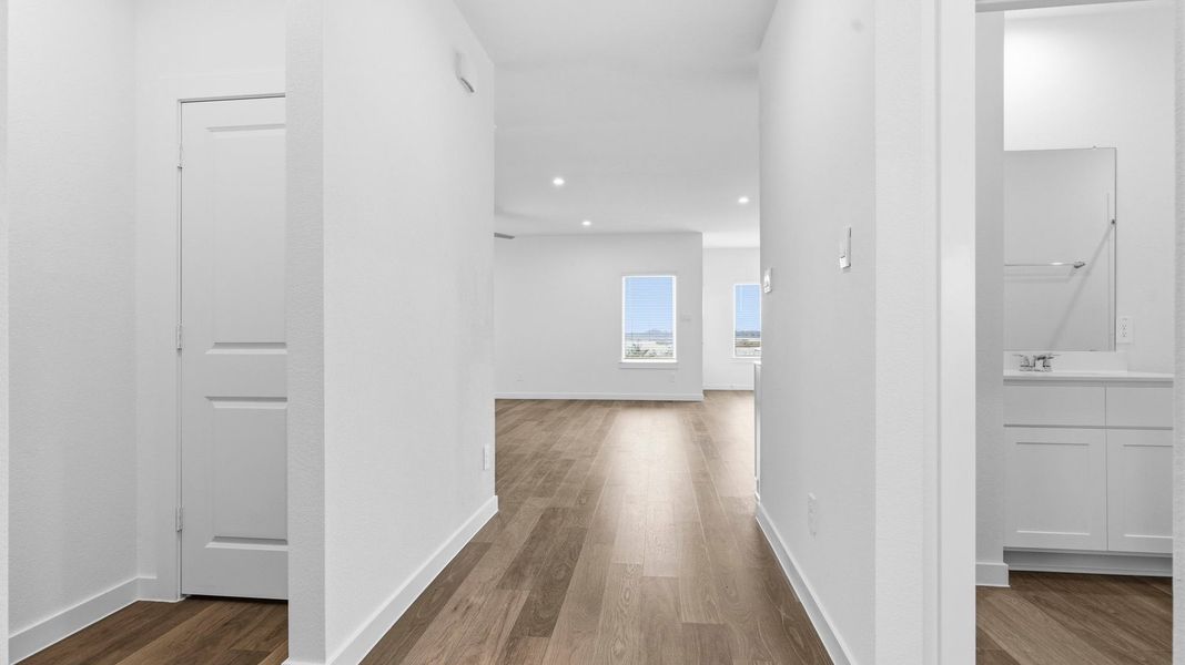 Representative unfurnished interior of a home built from the Jackson by D.R. Horton in Grand Cay Harbour, Texas City (Image 17). Representative unfurnished interior of a home built from the Jackson by D.R. Horton in Grand Cay Harbour, Texas City (Image 17).