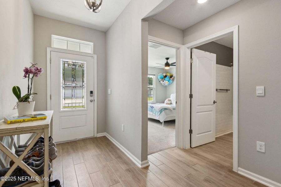 Furnished interior view inside a new home in River Glen, Yulee (Image 11). Furnished interior view inside a new home in River Glen, Yulee (Image 11).