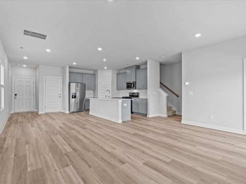 Spacious, unfurnished interior of a new home in Northbrook Village Townes, Taylors (Image 13).