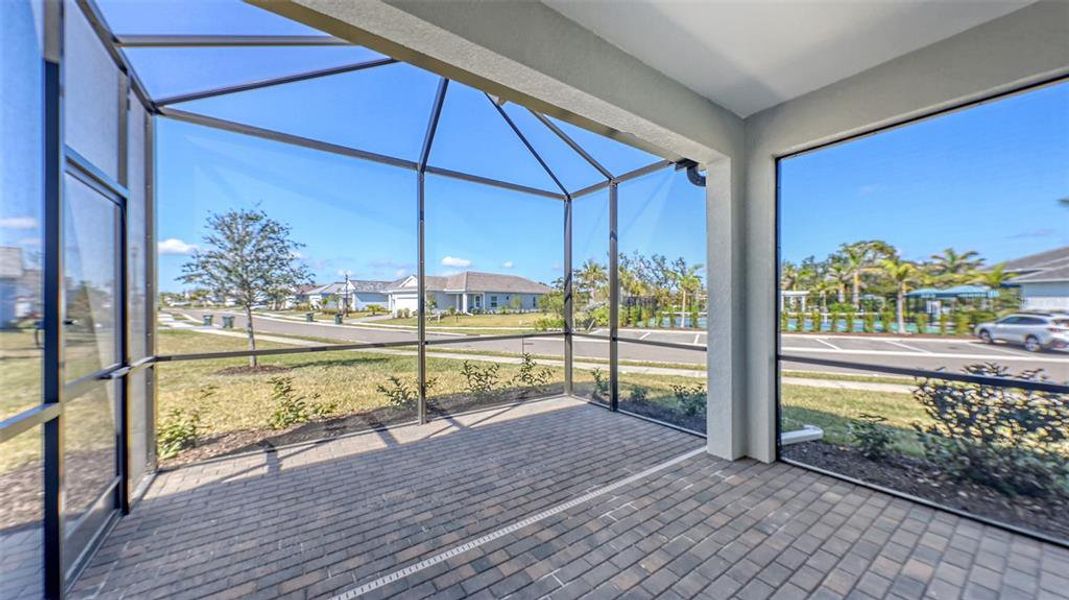 Exterior details and patio area of a home in , Venice (Image 22).