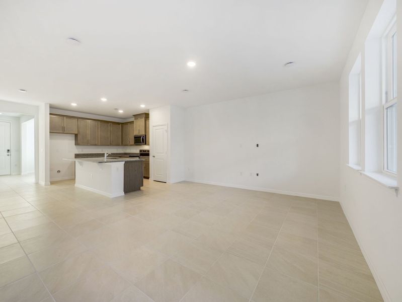 Spacious, unfurnished interior of a new home in Aulin Square, Oviedo (Image 21). Spacious, unfurnished interior of a new home in Aulin Square, Oviedo (Image 21).