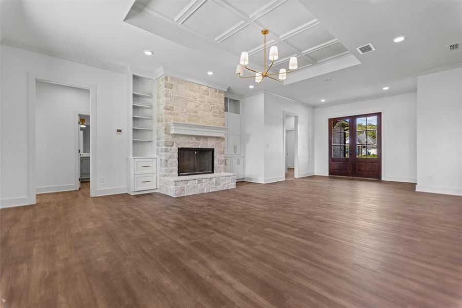 Spacious, unfurnished interior of a new home in , Tyler (Image 32).