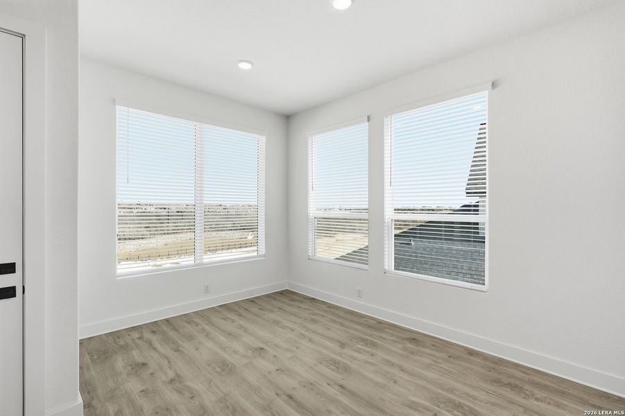 Spacious, unfurnished interior of a new home in Prominence, San Antonio (Image 22).