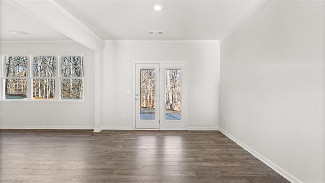 Spacious, unfurnished interior of a new home in Liberty Crossing, Braselton (Image 20).