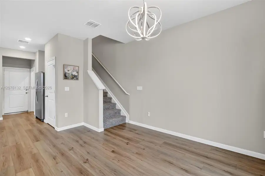 Spacious, unfurnished interior of a new home in , Stuart (Image 34).