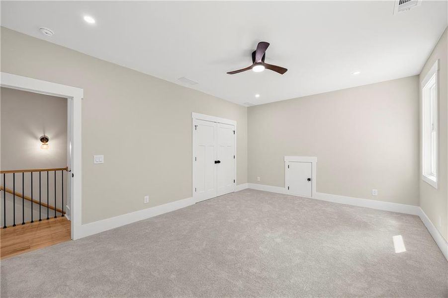 Spacious, unfurnished interior of a new home in , Marietta (Image 84).