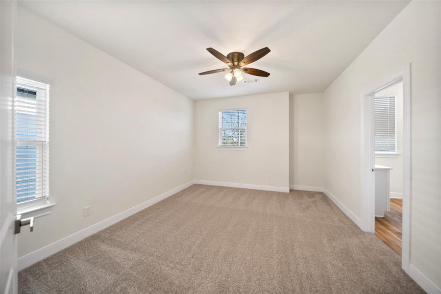 En-suite bath to the right.