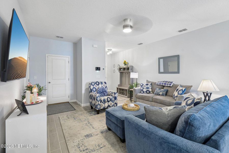 Furnished interior view inside a new home in , Middleburg (Image 4).