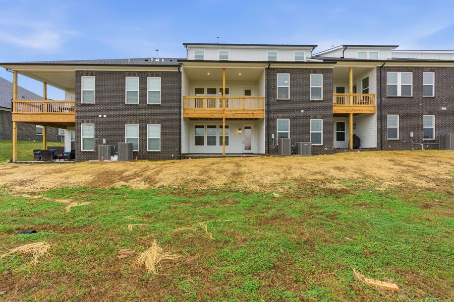 450 Buckwood Avenue, Thompson's Station, TN. - Slide 49 450 Buckwood Avenue, Thompson's Station, TN. - Slide 49