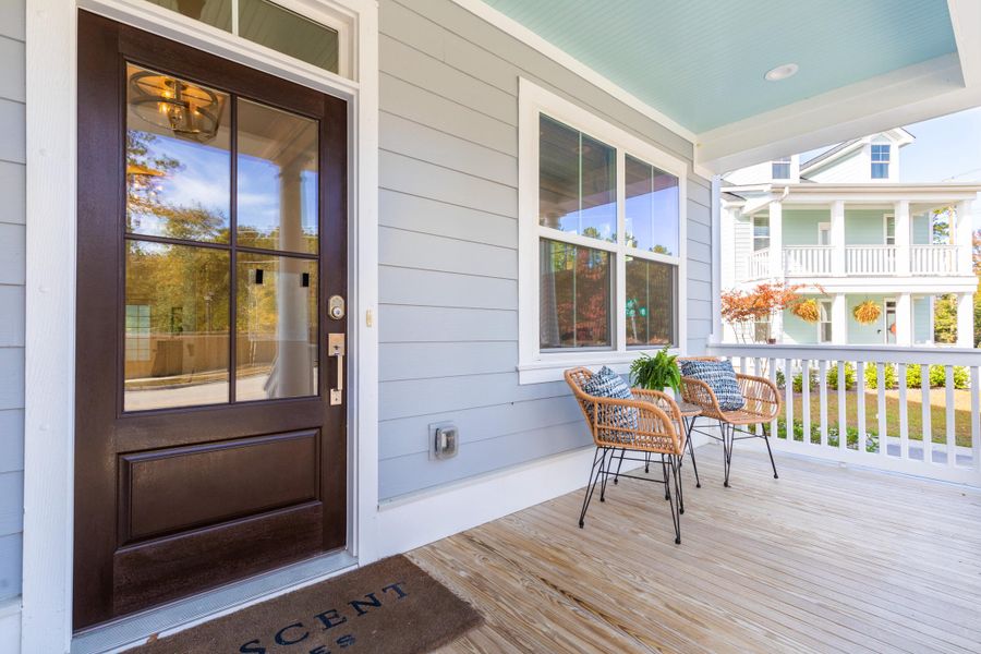 Exterior details and patio area of a home in Central Park, Charleston (Image 2).