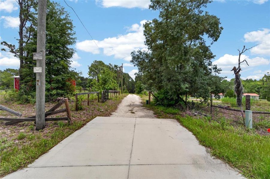 Natural landscape and outdoor views near  in Brooksville (Image 38).