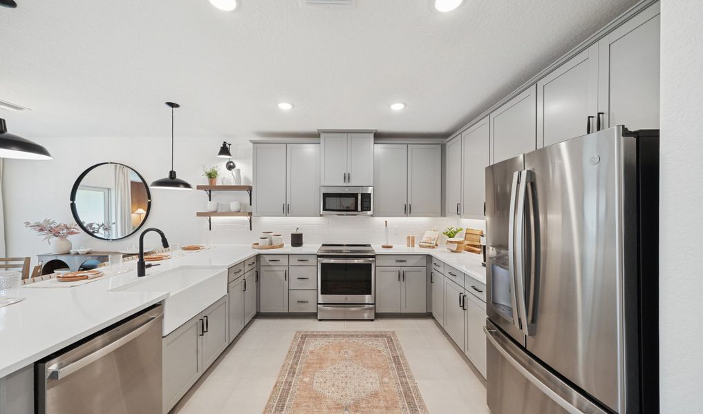 Matte black hardware in kitchen