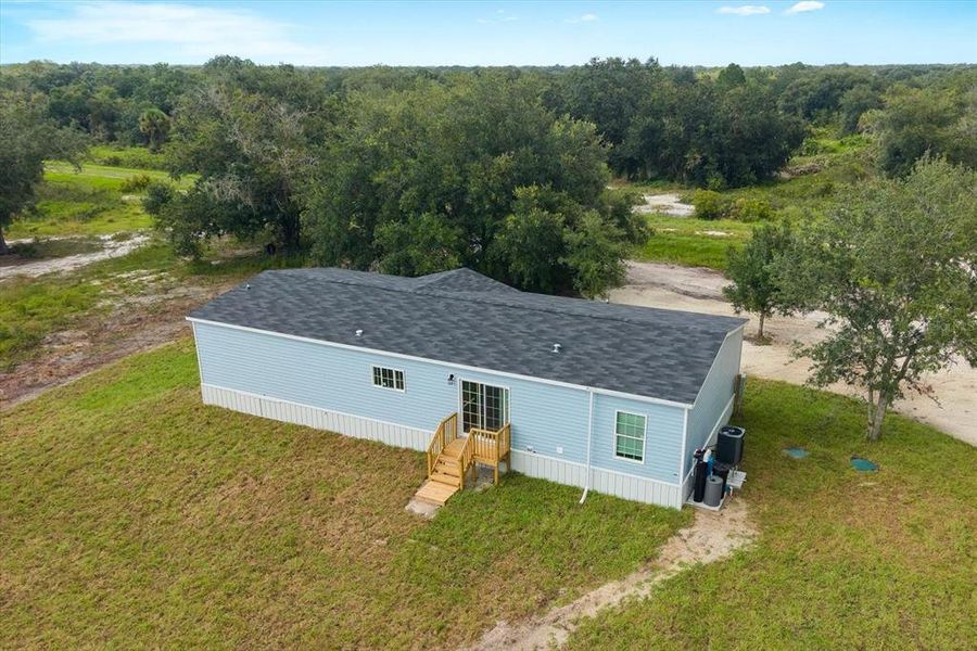 Exterior details and patio area of a home in , Okeechobee (Image 25). Exterior details and patio area of a home in , Okeechobee (Image 25).