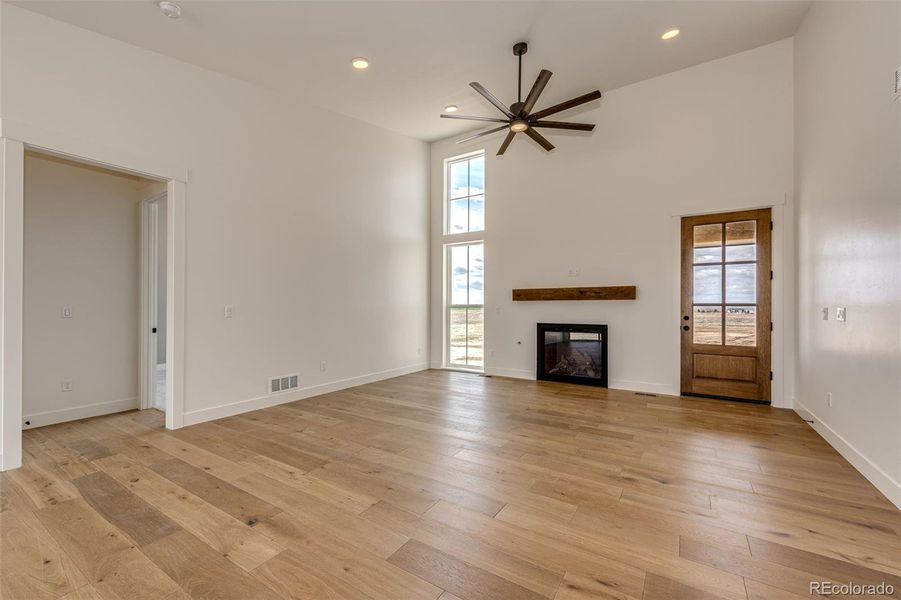 Spacious, unfurnished interior of a new home in , Byers (Image 18).