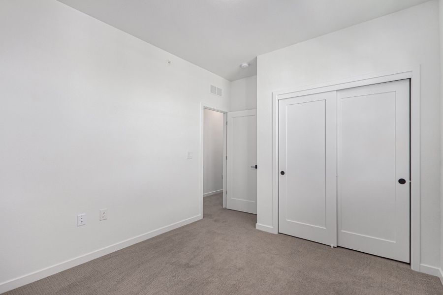 Spacious, unfurnished interior of a new home in Westerly, Erie (Image 45).