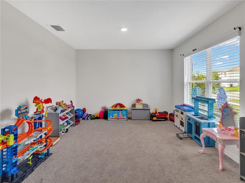 Furnished interior view inside a new home in , Wimauma (Image 16).