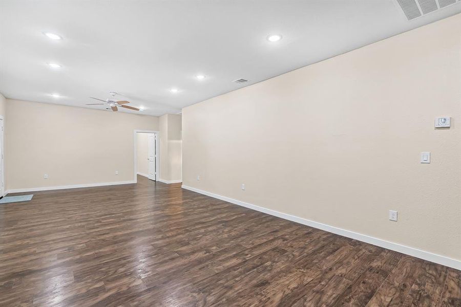 Spacious, unfurnished interior of a new home in , Quinlan (Image 23). Spacious, unfurnished interior of a new home in , Quinlan (Image 23).