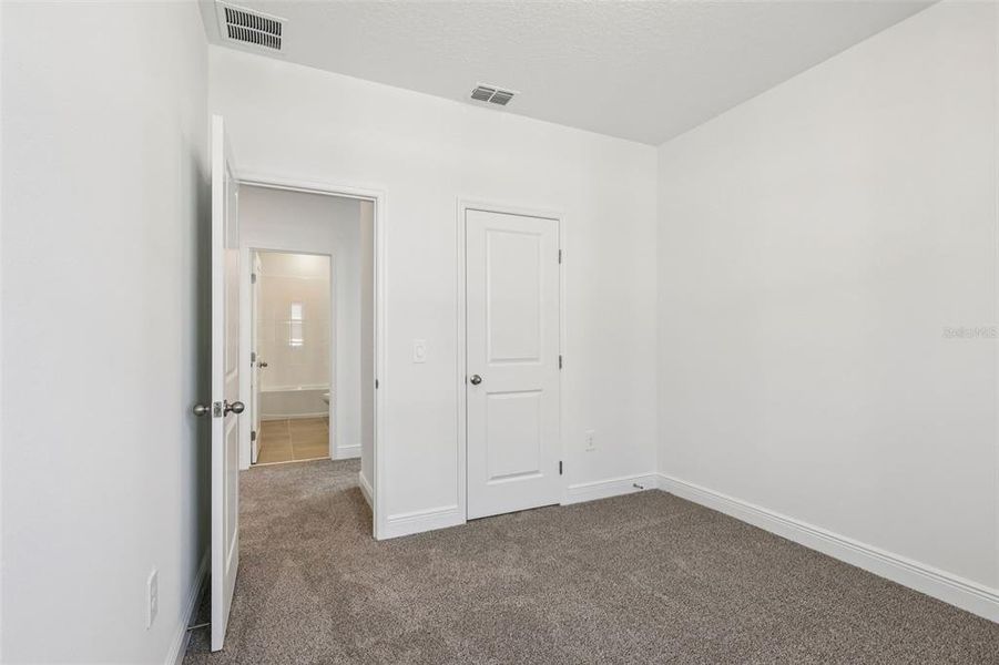 Spacious, unfurnished interior of a new home in , Clermont (Image 23). Spacious, unfurnished interior of a new home in , Clermont (Image 23).