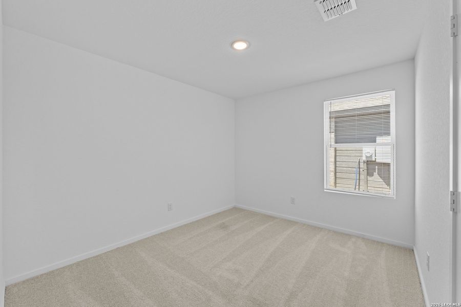 Spacious, unfurnished interior of a new home in Higdon Crossing, San Antonio (Image 17). Spacious, unfurnished interior of a new home in Higdon Crossing, San Antonio (Image 17).