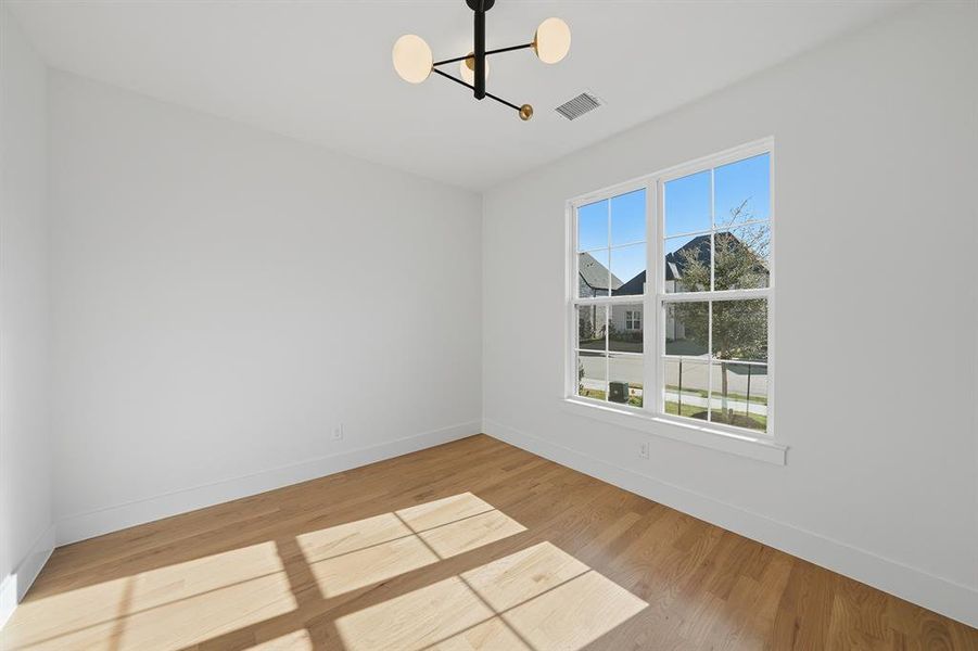 Spacious, unfurnished interior of a new home in Brookhollow West, Prosper (Image 18). Spacious, unfurnished interior of a new home in Brookhollow West, Prosper (Image 18).