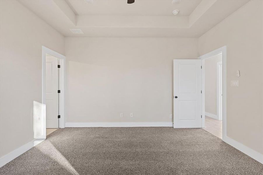 Spacious, unfurnished interior of a new home in , Haltom City (Image 26).
