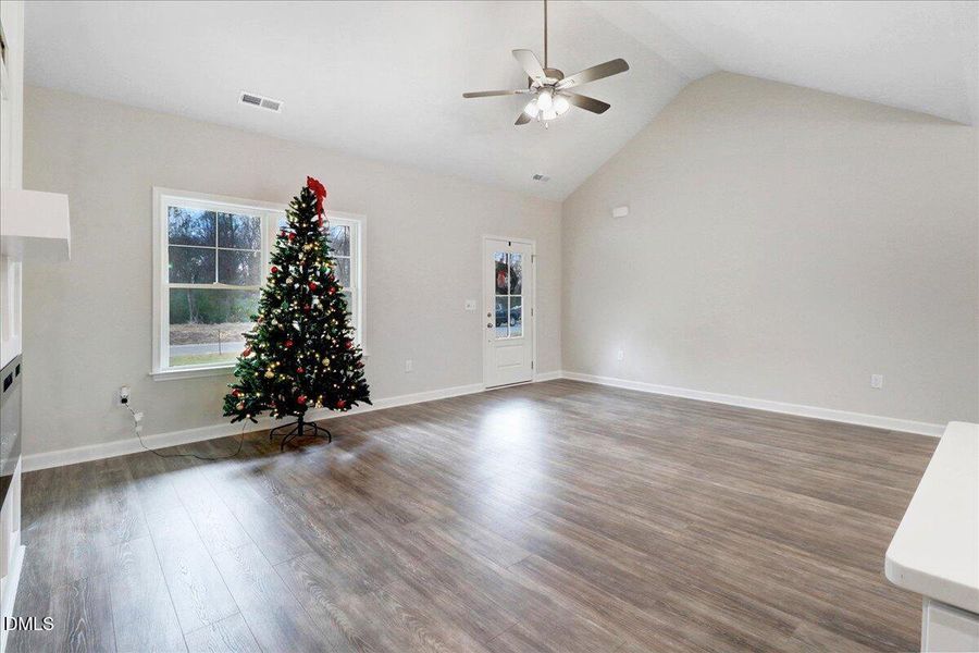 17-309 Creeks Edge Dr-17