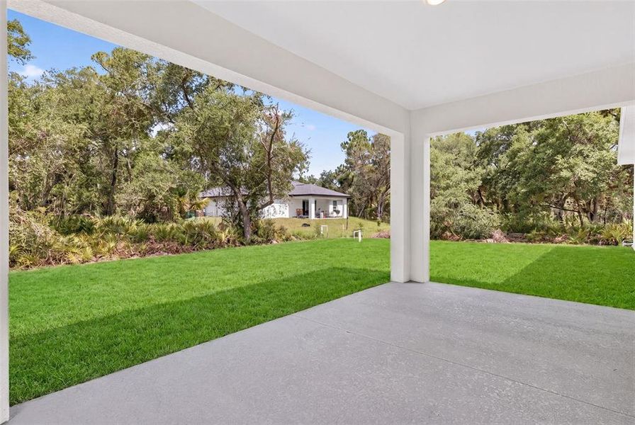 Exterior details and patio area of a home in , Port Charlotte (Image 19).