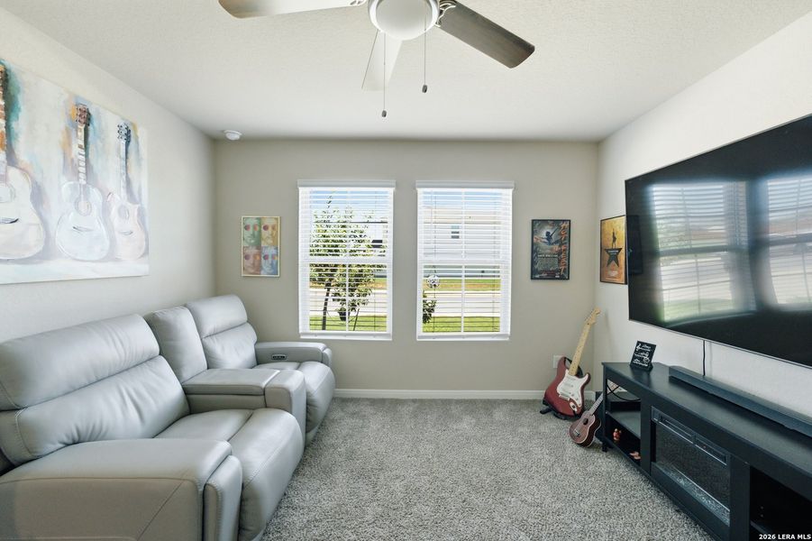 Furnished interior view inside a new home in , Atascosa (Image 12).