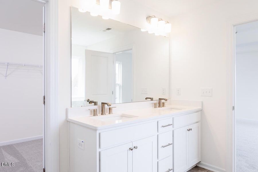 Interiors MLS-13 Interiors MLS-13