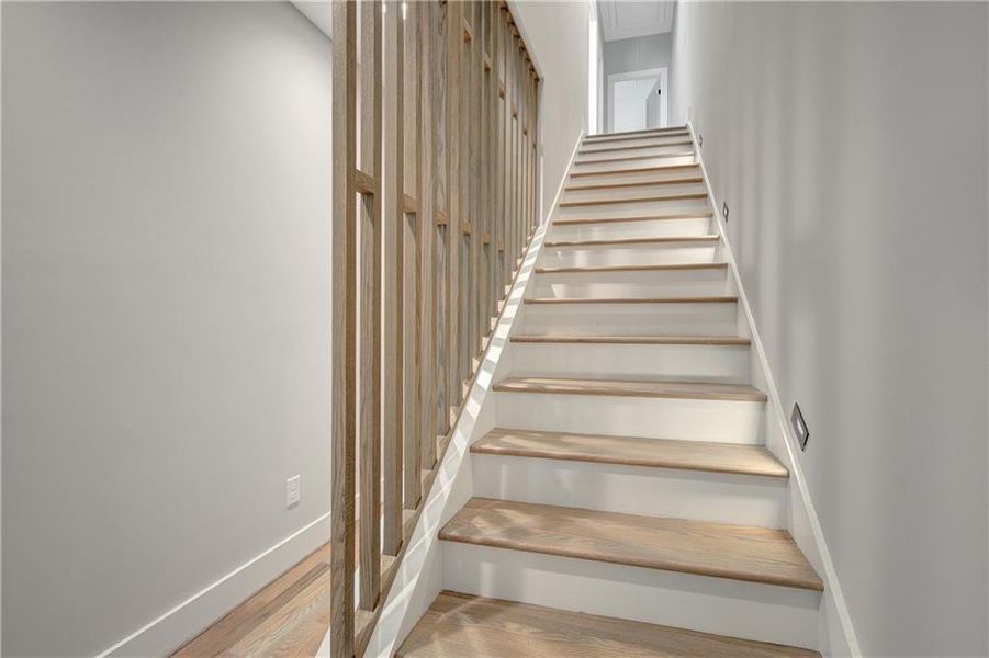 Spacious, unfurnished interior of a new home in , Atlanta (Image 22).