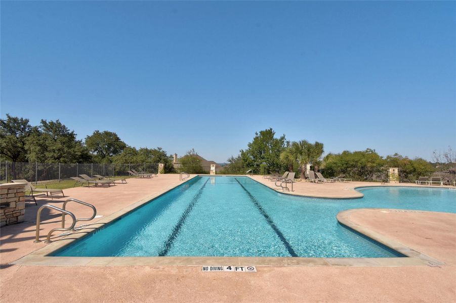 Community amenities in West Cypress Hills, Spicewood (Image 27).