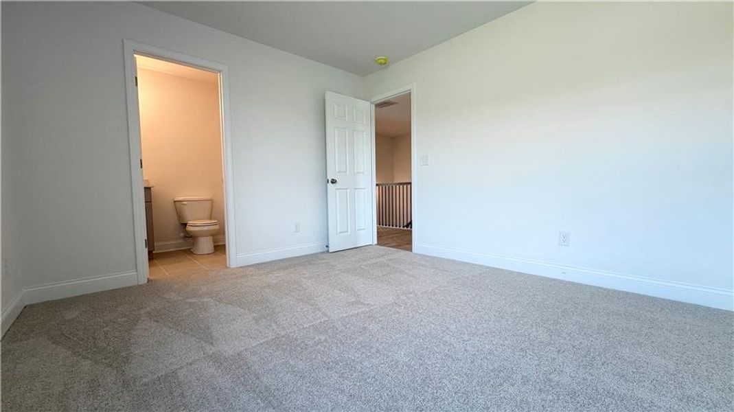 Spacious, unfurnished interior of a new home in Wehunt Meadows, Hoschton (Image 17). Spacious, unfurnished interior of a new home in Wehunt Meadows, Hoschton (Image 17).