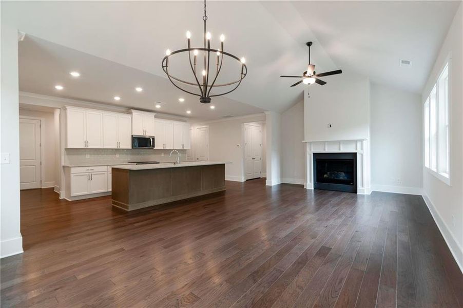 Spacious, unfurnished interior of a new home in , Canton (Image 13).