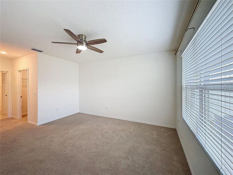 Spacious, unfurnished interior of a new home in , Lakeland (Image 19).
