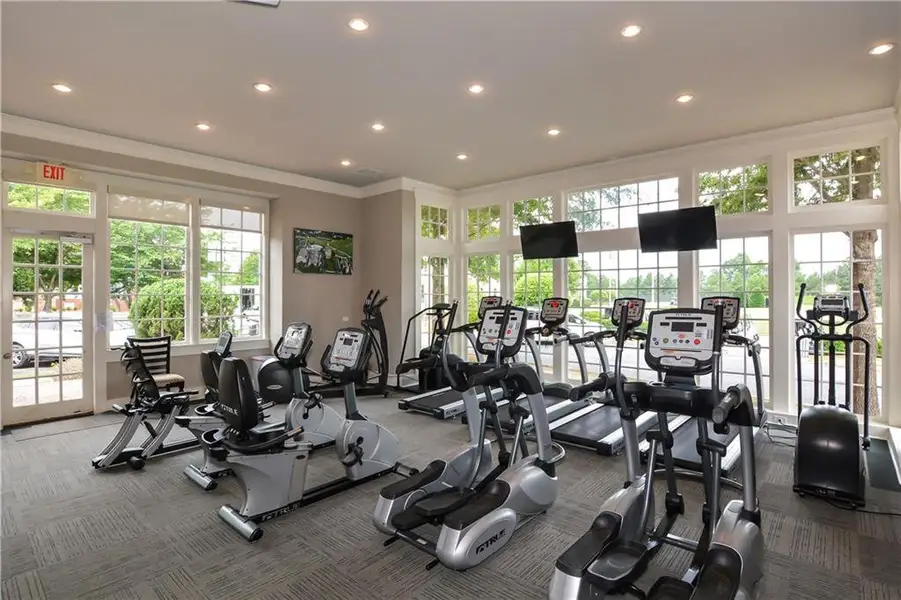 Community amenities in Reunion, Flowery Branch (Image 6).