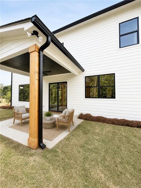 Exterior details and patio area of a home in , Dallas (Image 19).