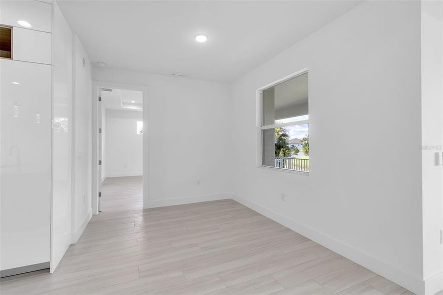 Spacious, unfurnished interior of a new home in , Punta Gorda (Image 48).