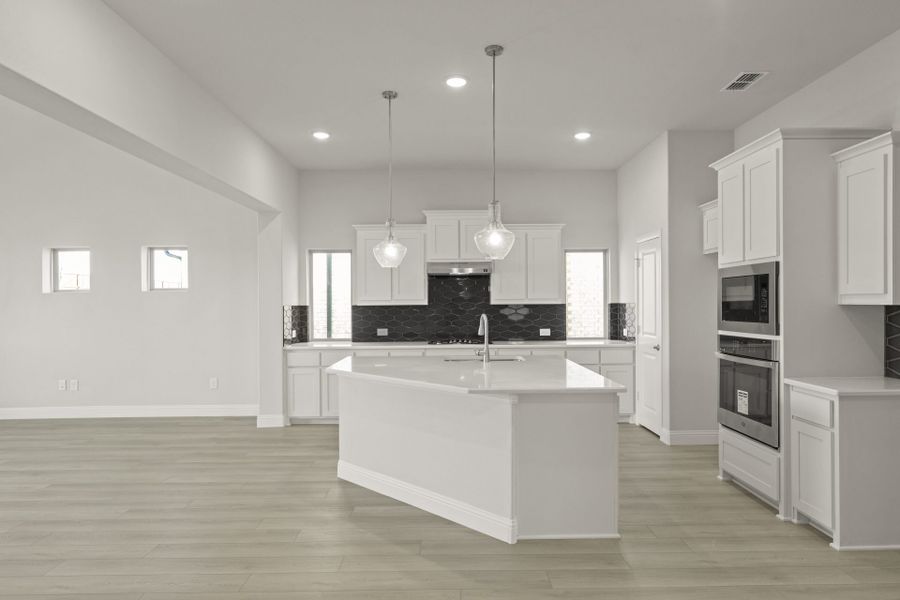 Furnished interior view inside a new home in Meadow Run, Melissa (Image 6).