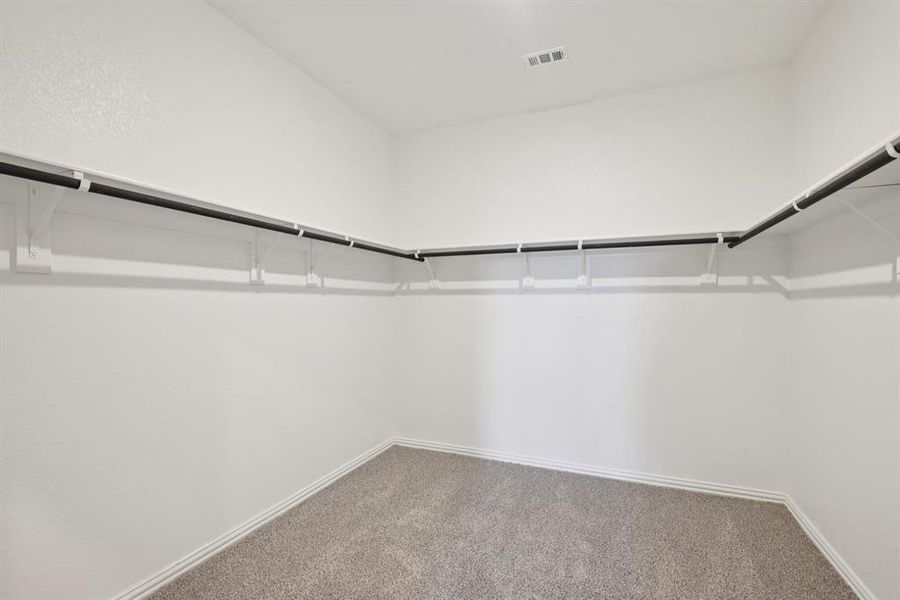 Photo is not of the actual home, but is an inspirational photo of builder’s model home and may depict options, furnishings, and/or decorator features that are not included. Photo is not of the actual home, but is an inspirational photo of builder’s model home and may depict options, furnishings, and/or decorator features that are not included.