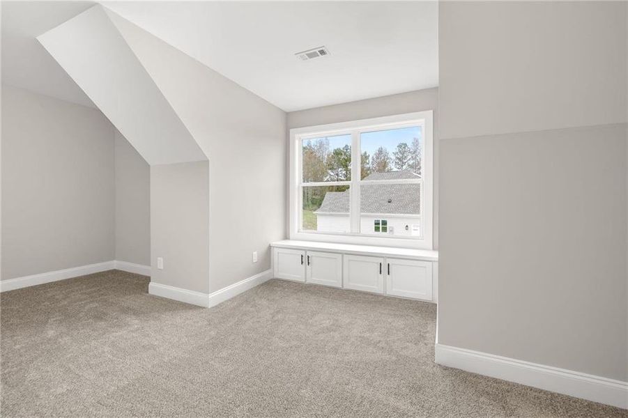 Spacious, unfurnished interior of a new home in , Jefferson (Image 44).