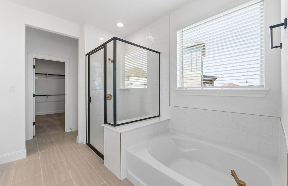 Furnished interior view inside a new home in Santa Rita Ranch, Liberty Hill (Image 10).