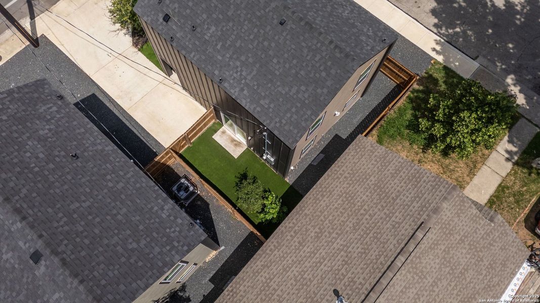 Image 24 of a home in . Image 24 of a home in .