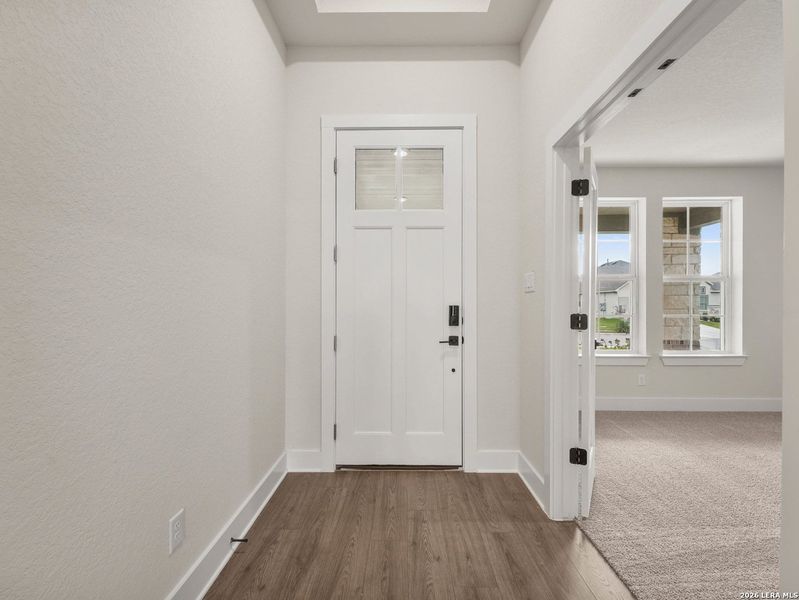 Spacious, unfurnished interior of a new home in Parklands Estates, Schertz (Image 23).