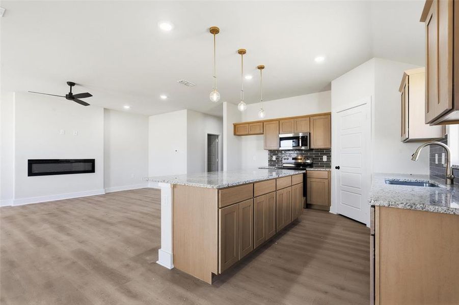 Furnished interior view inside a new home in , Tolar (Image 7).