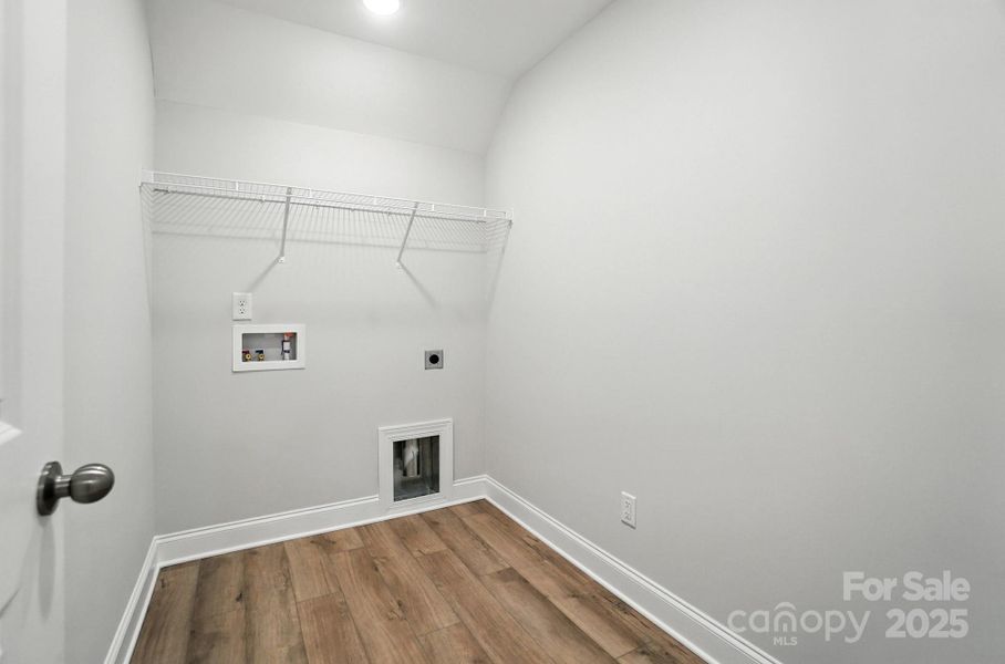 Spacious, unfurnished interior of a new home in Harrisburg Village, Harrisburg (Image 23). Spacious, unfurnished interior of a new home in Harrisburg Village, Harrisburg (Image 23).