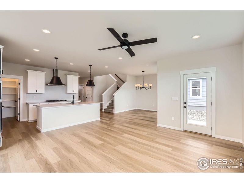 Image 28 of a home in Barefoot Lakes.