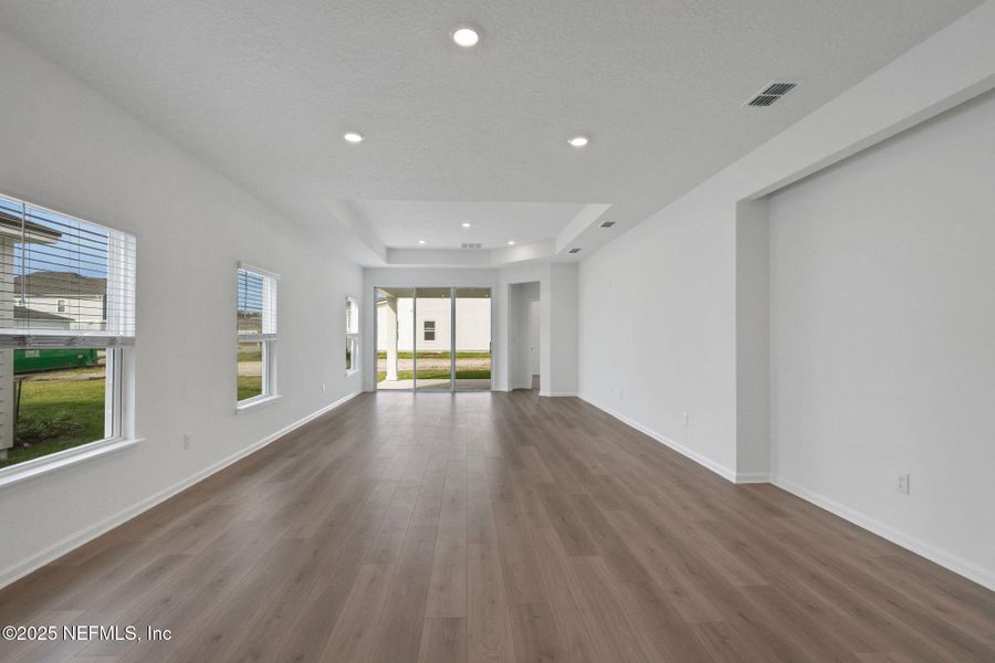Spacious, unfurnished interior of a new home in Brook Forest, St. Augustine (Image 34).
