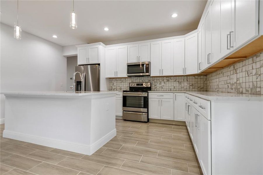 Furnished interior view inside a new home in , Deland (Image 7).