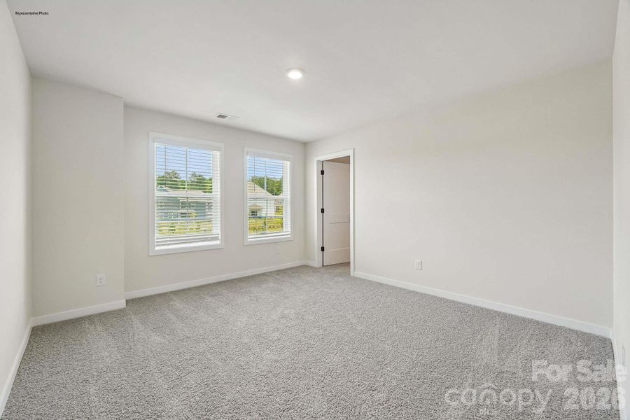 Spacious, unfurnished interior of a new home in Avalon of Gastonia, Gastonia (Image 29).